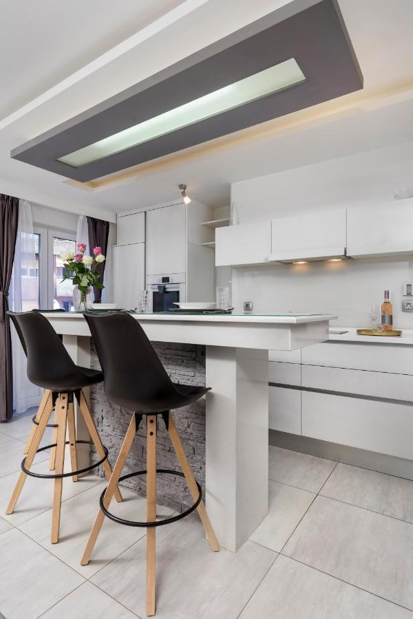 Apartment Hana Рийека Екстериор снимка
