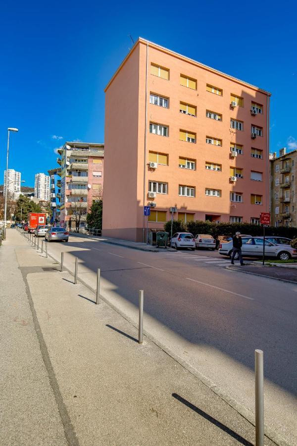 Apartment Hana Рийека Екстериор снимка
